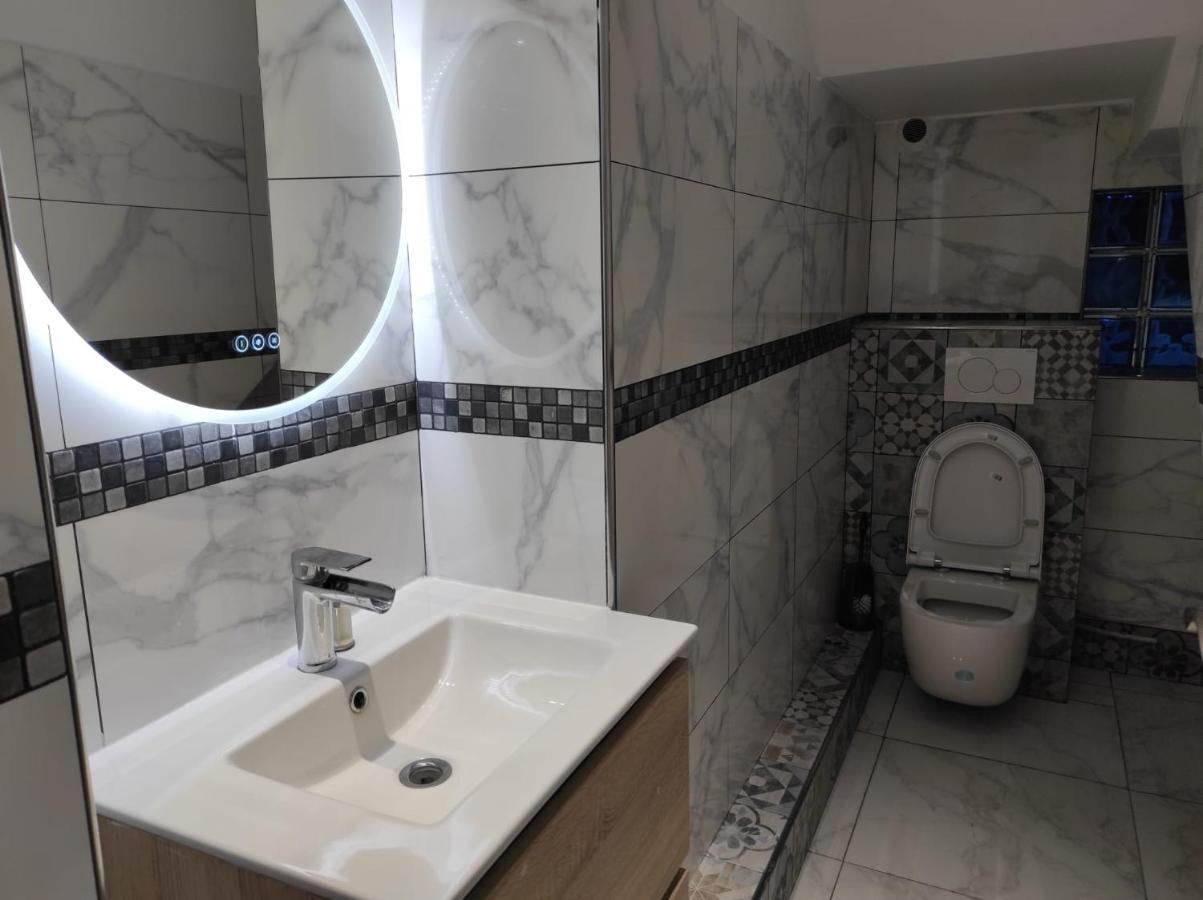 Maison Elegante Et Spacieuse Écouen Екстериор снимка