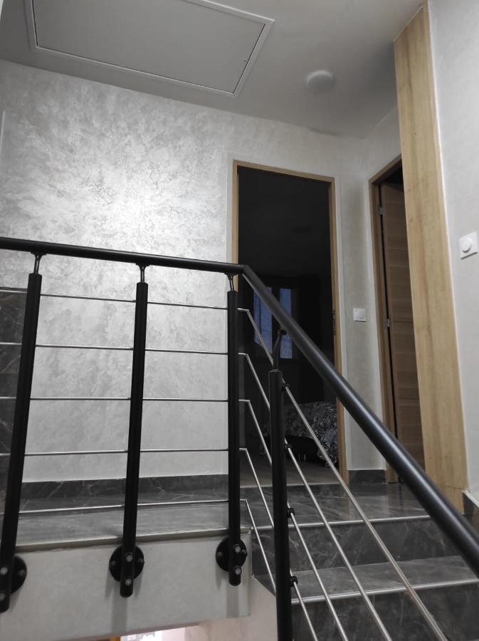 Maison Elegante Et Spacieuse Écouen Екстериор снимка