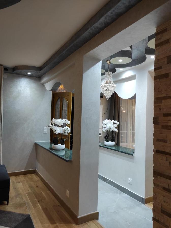 Maison Elegante Et Spacieuse Écouen Екстериор снимка
